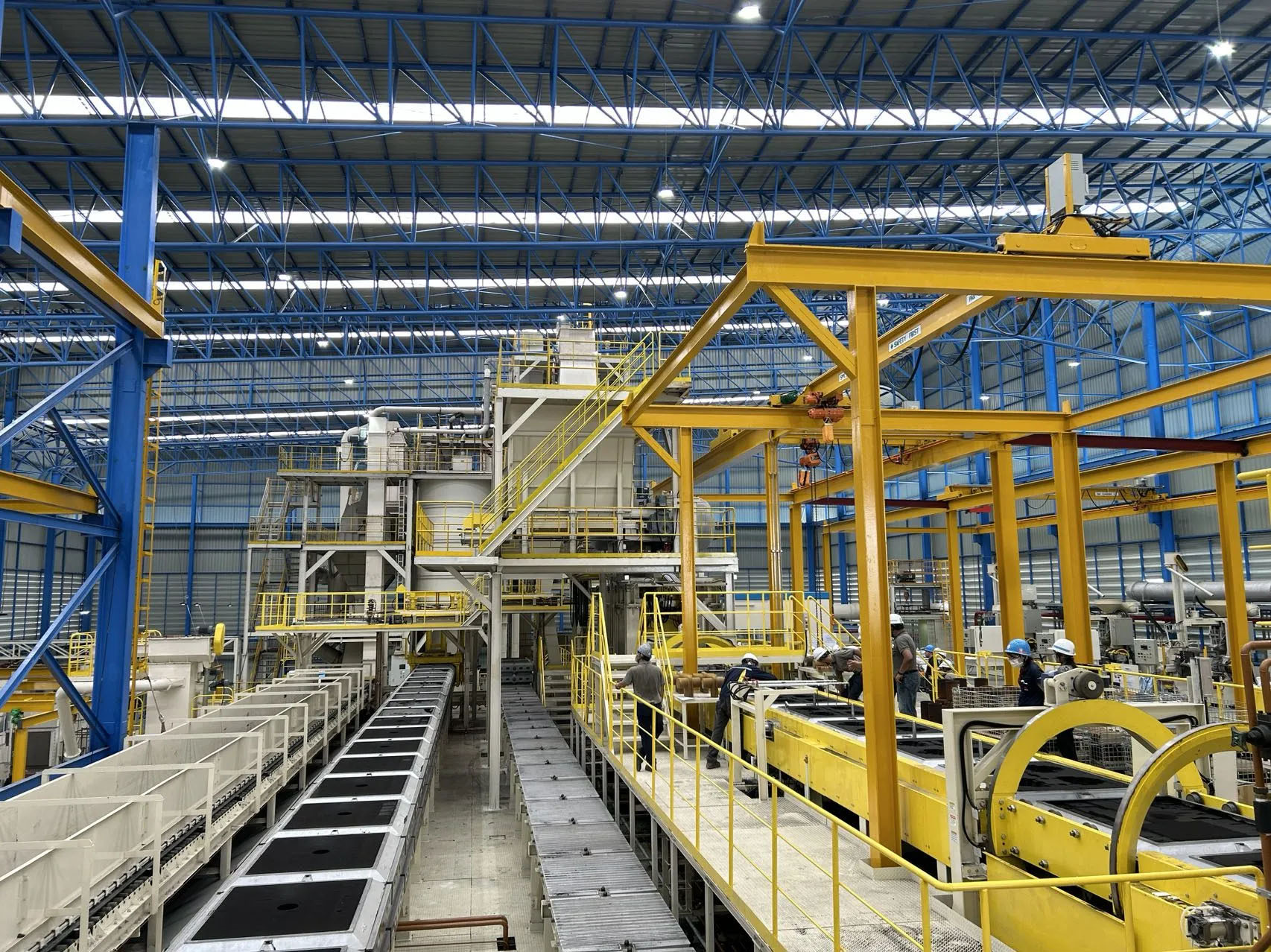 NHÀ MÁY CHUẨN BỊ CÁT